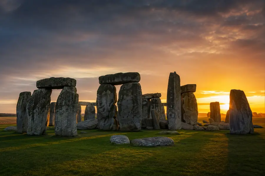 Asal usul Stonehenge masih menjadi perdebatan sampai saat ini